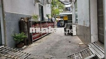 Bán nhà 3 tầng Đường Dương Bá Trạc Quận 8 - DT 32m2 - Giá 5.8 