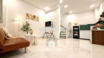 CHO THUÊ NHÀ NGUYÊN CĂN 2 PHÒNG NGỦ 2 WC BAN CÔNG ĐẦY ĐỦ NỘI THẤT MỚI