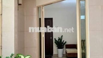 cho thuê nhà đẹp sát Mặt Tiền đường Phan Đăng Lưu Phú Nhuận 3 PN