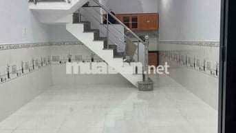 mình chính chủ cần bán căn nhà 4 nhân 9 1 lầu 2 phòng ngủ 2 vệ sinh gi