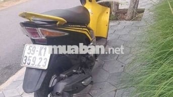 Yamaha Luvias 125 Vàng