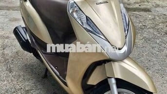 Honda Lead 125 độ