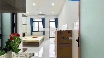Căn hộ cho thuê 40m2 ban công rộng ngay Vòng Xoay Dân Chủ Quận 10