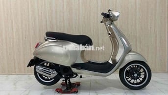 Piaggio Vespa 2018 Vàng cát