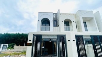 Bán Nhà 1 Trệt 1 Lầu KDC Long Vân - Full Nội Thất - 92,8m²