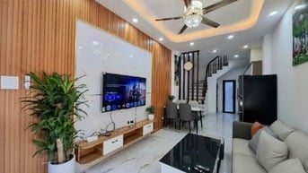 Giảm chào 240tr nhà đẹp 3 bước oto tải tránh nhau Biên Giang Hà Đông