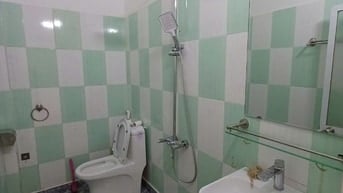 Chính chủ gửi bán căn nhà sân cổng riêng, độc lập tại Đông Hải- Hải An
