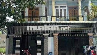 cho thuê nhà ngang 5 m gần ngã ba cây điệp đường 10 m khu dân cư
