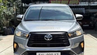 Toyota Innova 2.0E MT 2022 Số sàn Bạc