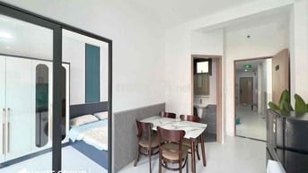 Căn hộ ngay Nguyễn Thượng Hiền 47m2, ban công, tách bếp full nội thất