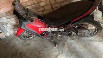 Yamaha Sirius Thể thao Đỏ đen