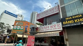 Ngộp Nh giảm 1ty bán gấp nhà 3lau mặt tiền Phạm Hùng,Q8,5.5x17m,đông 