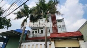CHO THUÊ NHÀ BIỆT THỰ MẶT TIỀN ĐƯỜNG DT 743B TX TÂN UYÊN BÌNH DƯƠNG CỦ