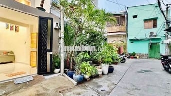 Nhỉnh 6 tỷ Xíu! Sở Hữu Nhà HXH, 35m2, 3 tầng, Lê Quang Định