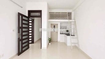 PHÒNG GÁC BAN CÔNG CỬA SỔ 40m2 GẦN CHỢ THẠCH ĐÀ