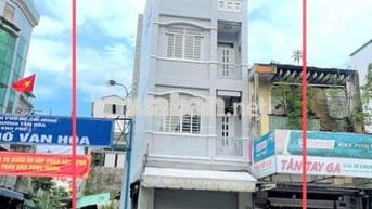 Nhà 2 Mặt Tiền Hẻm Lớn Đường Lạc Long Quân Giá Tốt.