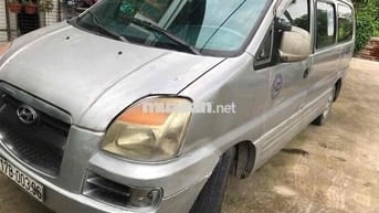 Hyundai County 2004 Bạc Tự động 6 chỗ