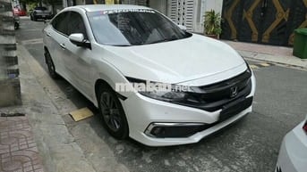 Honda Civic Trắng 5 chỗ