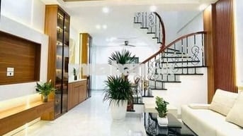 BÁN NHÀ Y HÌNH 38M, 4T, MT4,5M, 9,5 TỶ , VŨ TÔNG PHAN, THANH XUÂN.