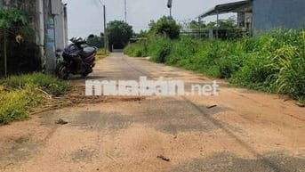 bán đất ngay trung tâm hắc dịch,phú mỹ đg nhựa thông,dt:6x20 giá 990tr