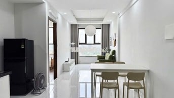 📍Opal Skyline Cho thuê 2PN ban công hướng Nam lộng gió, full nt xịn sò
