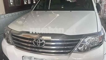 Toyota Fortuner TRD Sportivo 2014 Trắng 61.141 km