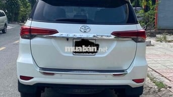 Toyota Fortuner 2.7V 2016 Trắng Tự động