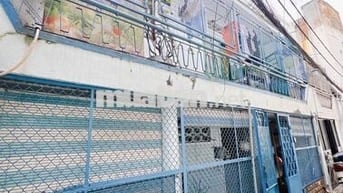 HẺM 1 XẸT TÔN ĐẢN Q4- 68m2- NGANG 7,5m- 2 TẦNG- KO QH