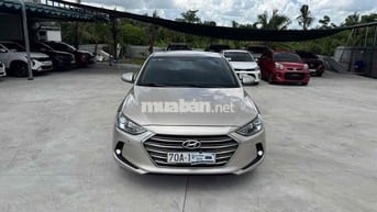 Hyundai Elantra 2.0 AT 2018 Vàng cát 130.000 km