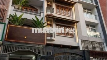702/A2 Sư Vạn Hạnh P12 Q10 - Ngang 4x15m 1 Trệt 3 Lầu ST 5PN