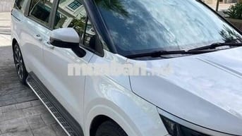 KIA Carnival Luxury 2022 Trắng 120.000km