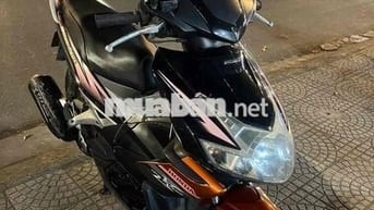 Honda Air Blade Thể thao Đen cam