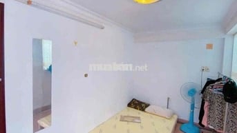 Pass phòng ở Nguyễn Gia Trí 2tr3 đã bao gồm phí dịch vụ