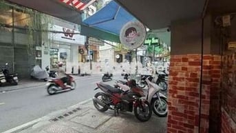 Share MB Quận 4 đường số 45, đoạn gần H3, lề đường rộng MT ngang 4,2m