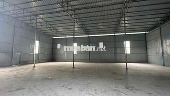 kho xưởng 600m2 giá 45tr tháng MT đường phạm đăng giảng