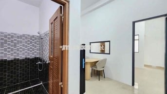 CĂN HỘ 1 PHÒNG NGỦ BAN CÔNG FULL NỘI THẤT NGAY BẠCH ĐẰNG - GẦN SÂN BAY