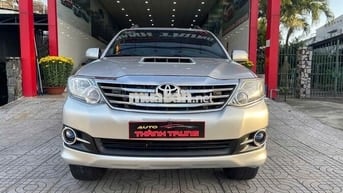 Toyota Fortuner 2015 máy dầu, số sàn, chất xe đẹp