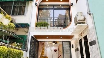 BÁN NHÀ SÁT MẶT TIỀN • LÊ QUANG ĐỊNH - 3 TẦNG • 2PN 3WC • DTSD 41M2