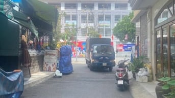 BÁN NHÀ ĐƯỜNG HOA SỮA QUẬN PHÚ NHUẬN NGAY PHAN XÍCH LONG 