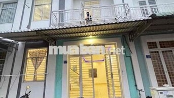Nhà trệt lầu 6,3x11m 4phòng 2wc 2máy lạnh KDC Hoàng Quân Cái Răng
