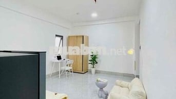 Khai Trương Studio Ban Công Tách Bếp Full Nội Thất
