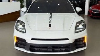 Porsche Panamera 4 Executive E-Hybrid siêu lướt