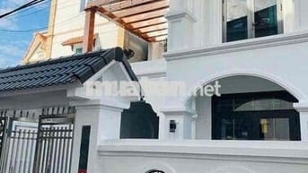 Bán gấp nhà mặt ngõ Ô tô 7 chỗ sát Phố