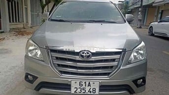 Toyota Innova 2015 Số tự động Bạc