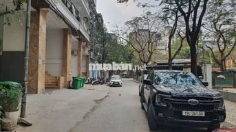 Toà Văn Phòng Đấu giá Tân Triều 130m 9tầng mt6m,vỉa hè ô tô tải tránh