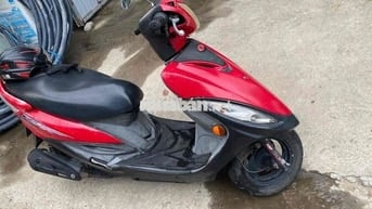 Xe tay ga Nữ Đỏ Đã sử dụng