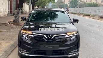 VinFast VF 8 2025 Đen