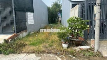 100m2 Đất Củ Chi, đường rộng rãi, dân cư đông, sổ hồng riêng chỉ 700tr