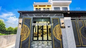 🏡 Bán nhà 2 tầng hẻm xe hơi 2581 Huỳnh Tấn Phát, Nhà Bè.  📐 Diện tích: