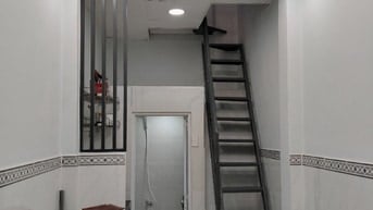 Nhà 2 lầu dưới 2 tỷ tại Quận 11 TP.HCM